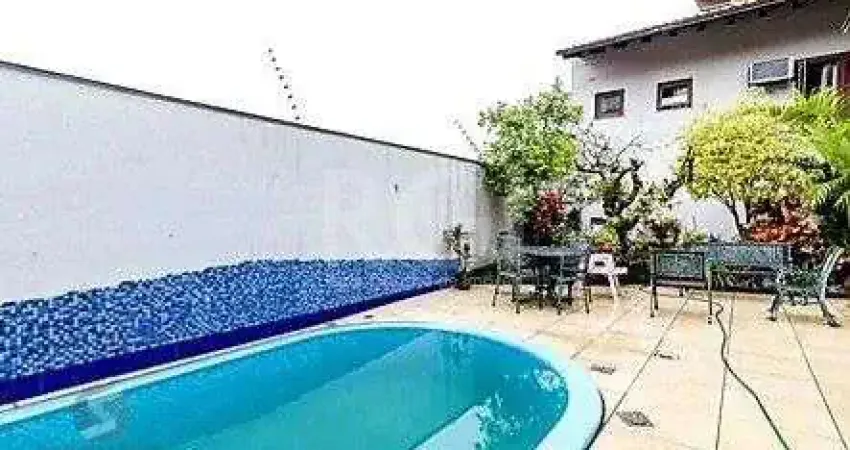 Casa para venda - 518m², 4 dormitórios, sendo 2 suites, 4 vagas - partenon