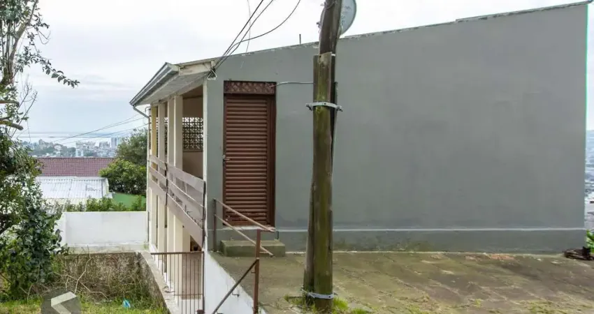 Casa com 2 quartos à venda na Rua Álvaro Guterres, 756, Tristeza, Porto Alegre