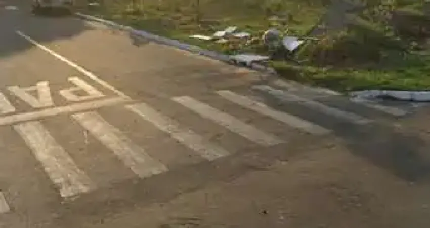 Terreno de esquina/ 374m/ bairro estancia velha/ canoas-rs