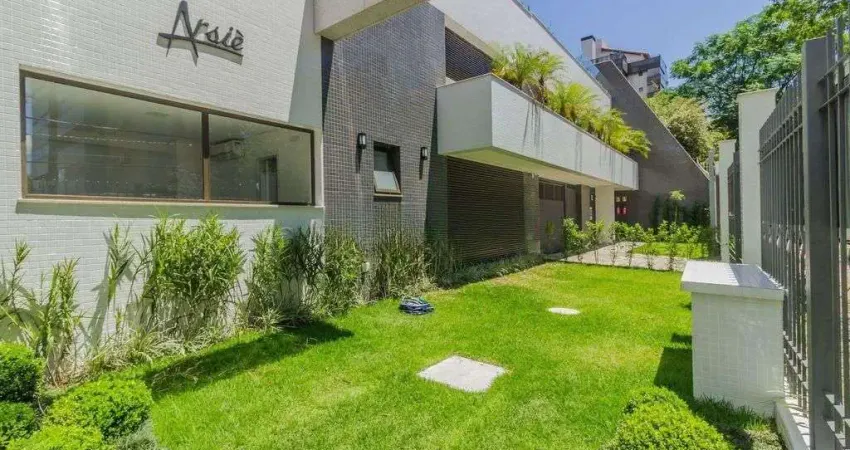 Apartamento com 03 suítes, 02 vagas de garagens individuais e escrituradas