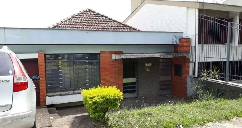 Terreno à venda na Rua Guararapes, 244, Petrópolis, Porto Alegre