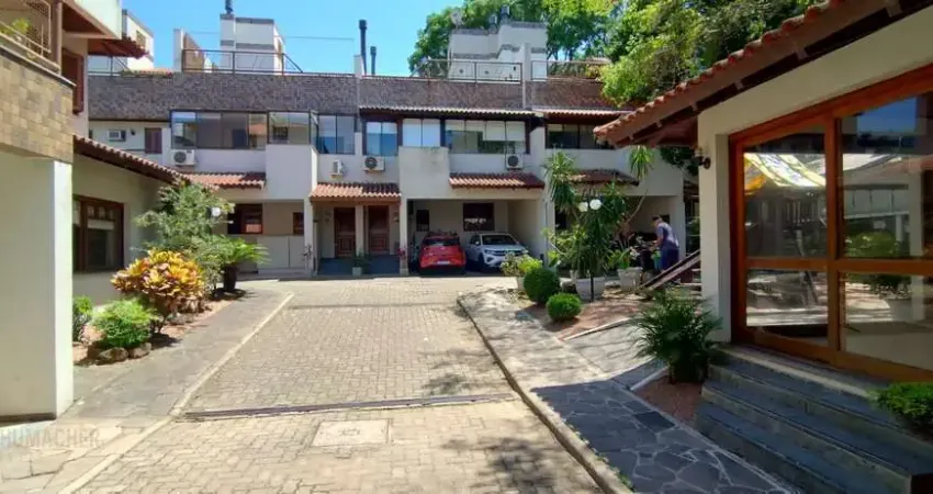 Linda residência com 3 dormitórios sendo 1 suíte no jardim isabel.