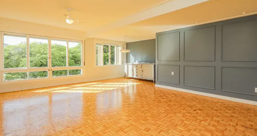 Apartamento com 2 quartos à venda na Rua João Caetano, 493, Três Figueiras, Porto Alegre