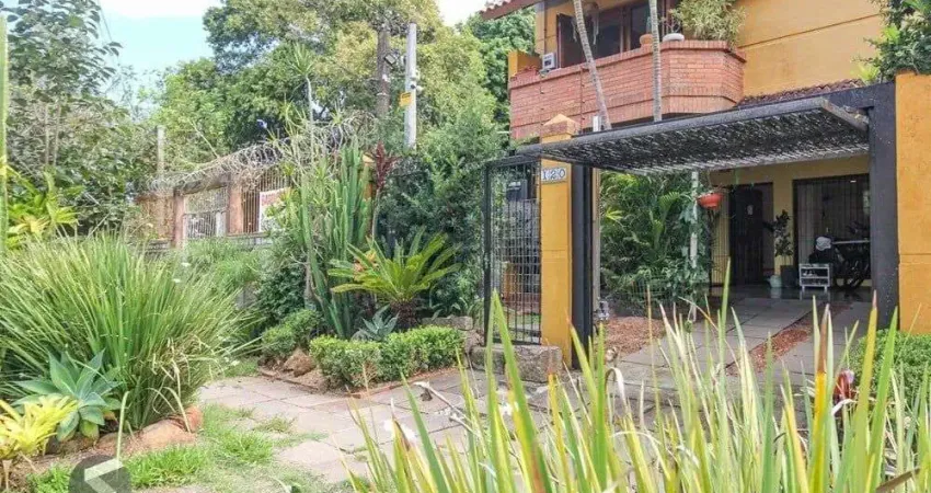 Casa com 3 quartos à venda na Rua Mura, 196, Espírito Santo, Porto Alegre