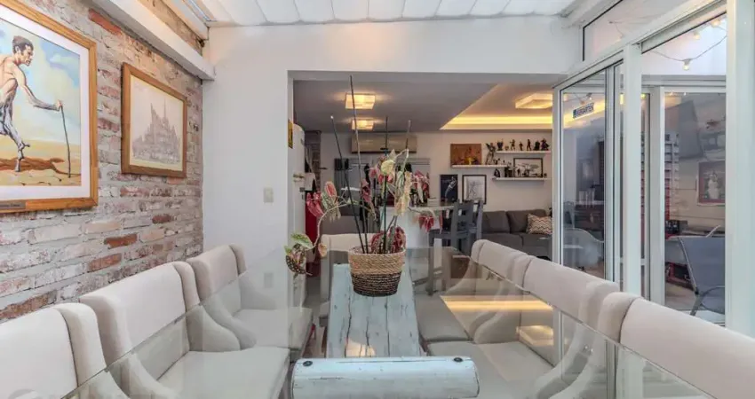 Casa com 3 quartos à venda na Rua Professor Juvenal Miler, 152, Rio Branco, Porto Alegre