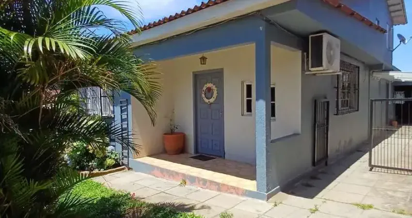 Casa com 3 quartos à venda na Rua Dona Otília, 4005, Nonoai, Porto Alegre
