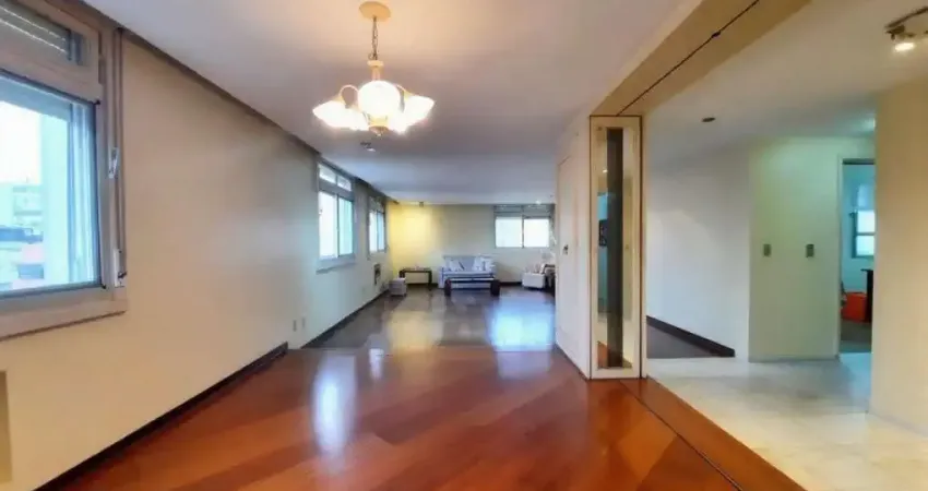 Vende-se apartamento com 3 quartos(1 suíte), 184m² e 2 vagas - bom fim