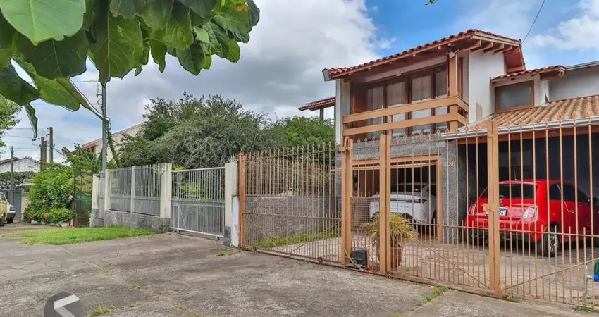Casa com 2 quartos à venda na Rua Souza Lobo, 1393, Vila Jardim, Porto Alegre