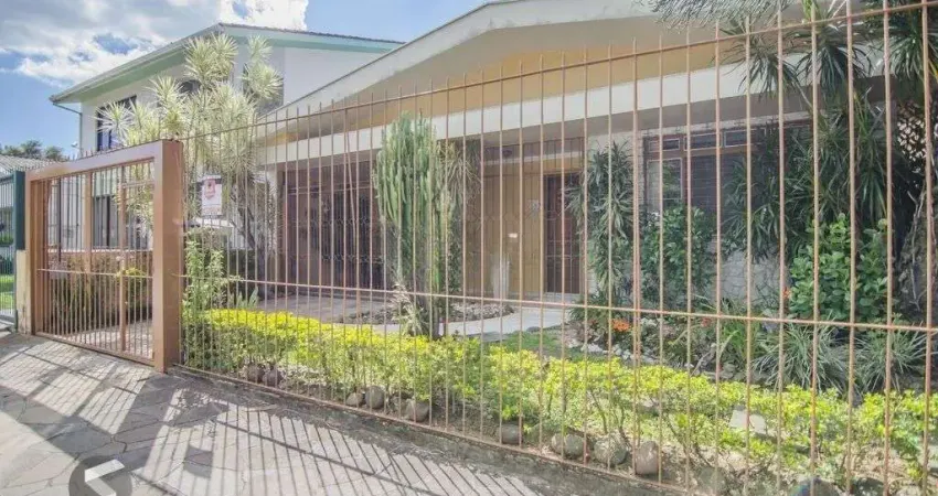 Casa ampla com pátio, edícula e terraço – vila ipiranga, porto alegre