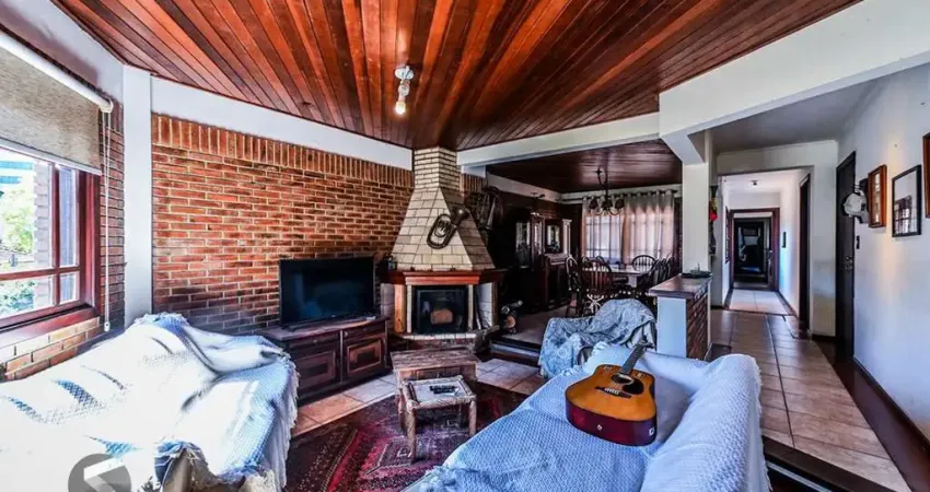 Prédio à venda na Rua Zamenhoff, 298, São João, Porto Alegre