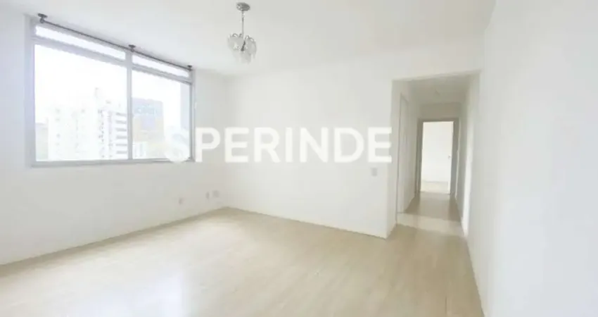 Ótimo apartamento de 02 dormitórios, área de serviço com banheiro auxiliar e 01 vaga de garagem no bairro boa vista