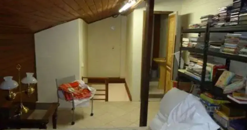 Casa com 3 quartos à venda na Rua Conselheiro Xavier da Costa, 1960, Ipanema, Porto Alegre