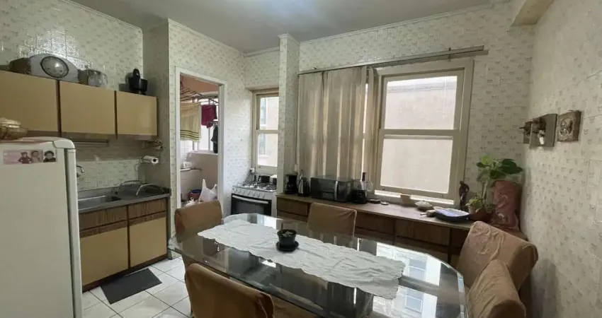 Apartamento 3 quartos com elevador no centro de Porto Alegre para Comprar