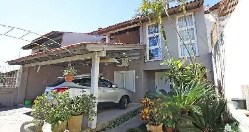Casa para Venda - 219.05m², 3 dormitórios, sendo 1 suites, 2 vagas - Bahamas