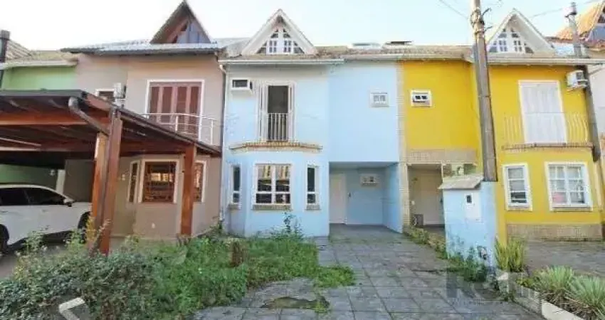 Casa Condominio em Porto Alegre, no bairro Guarujá, com 3 dormitório(s), e 3 ban