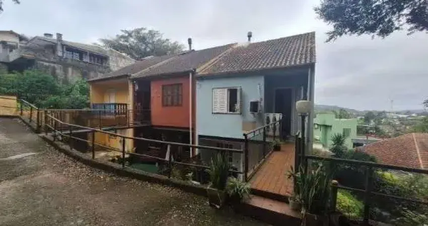 Casa Condominio em Porto Alegre, no bairro Espírito Santo, com 3 dormitório(s),