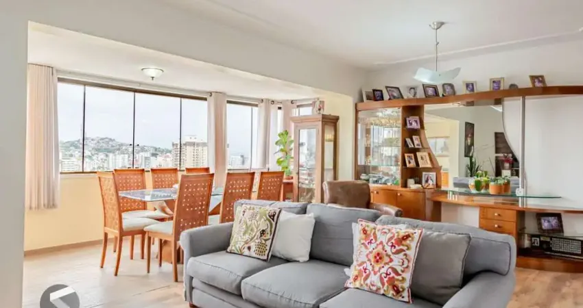 Apartamento 3 Dorm, 2 vagas e Elevador, com Vista para o Guaíba e vaga Dupla.