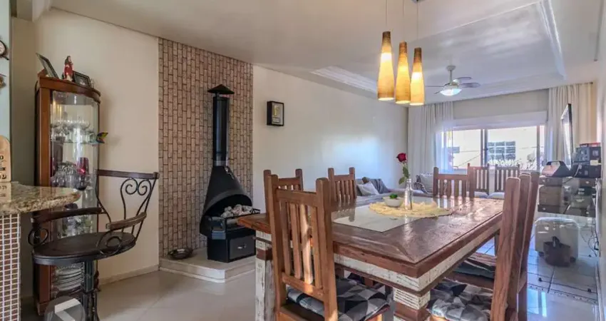 Casa com 3 quartos à venda na Rua Serro Azul, 1178, Santa Maria Goretti, Porto Alegre