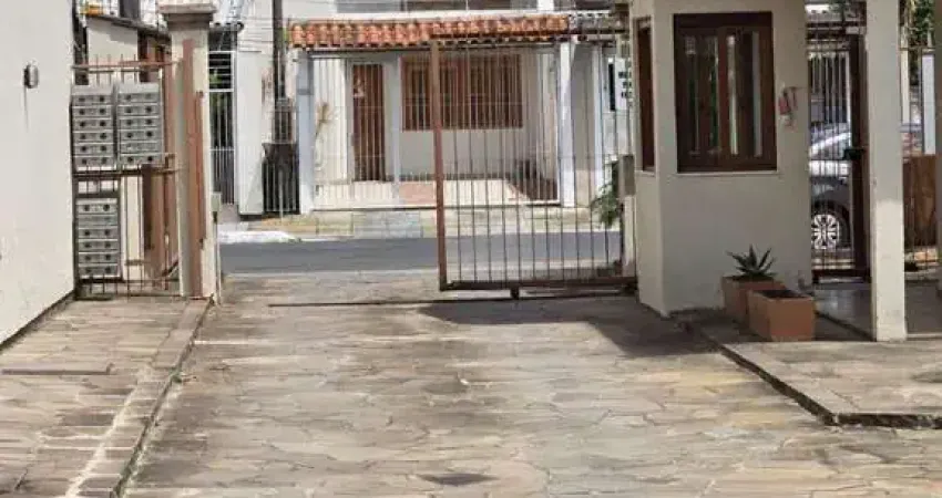 Casa de 3 dormitórios com uma vaga de garagem no bairro Niterói Canoas.