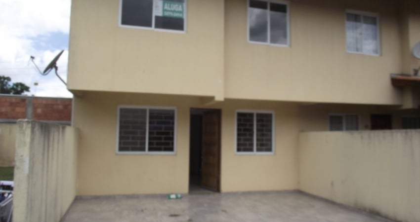 Casa com 3 quartos para alugar na Rua Deputado Waldemiro Pedroso, 518, Novo Mundo, Curitiba