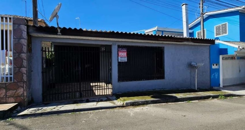 Casa para Venda em Curitiba, Alto Boqueirão, 3 dormitórios, 1 suíte, 3 banheiros, 1 vaga