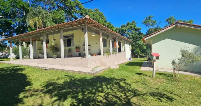 Chácara para venda em campo largo, fazendinha, 3 dormitórios, 1 suíte, 2 banheiros