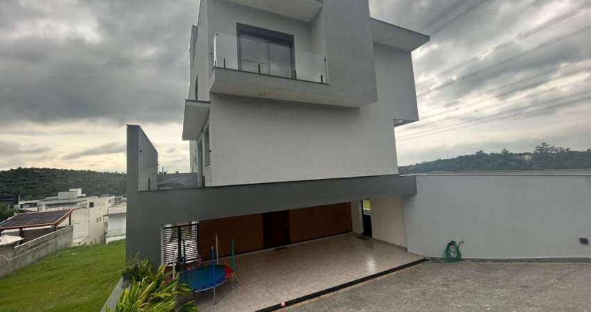 Casa com 5 quartos à venda no Aruã, Mogi das Cruzes 
