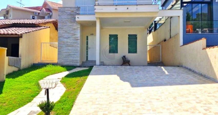 Casa em condomínio fechado com 3 quartos para alugar no Aruã, Mogi das Cruzes 