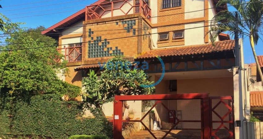 Casa Residencial com 3 quartos  à venda, 385.27 m2 por R$1480000.00  - Champagnat - Londrina/PR