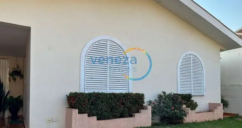 Casa residencial com 4 quartos à venda, 158.00 m2 por r$710000.00 - champagnat - londrina/pr