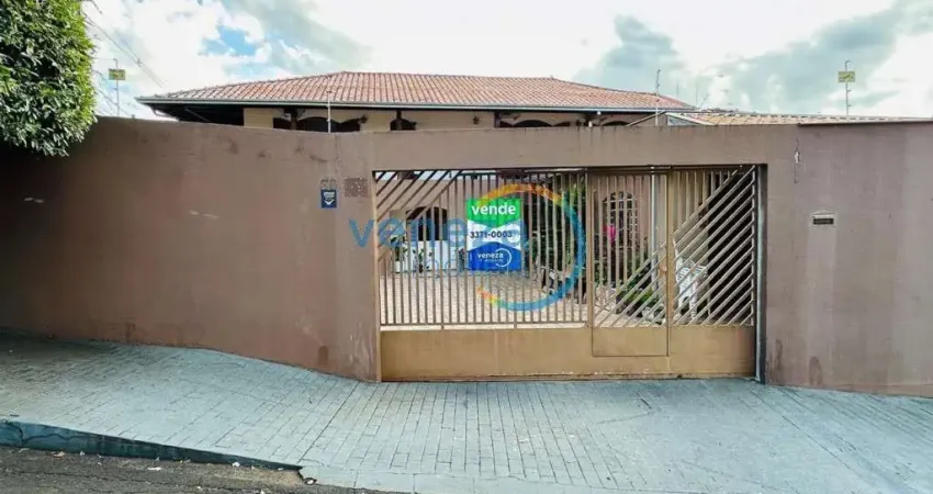 Casa residencial com 3 quartos  à venda, 237.00 m2 por r$795000.00  - lindoia - londrina/pr