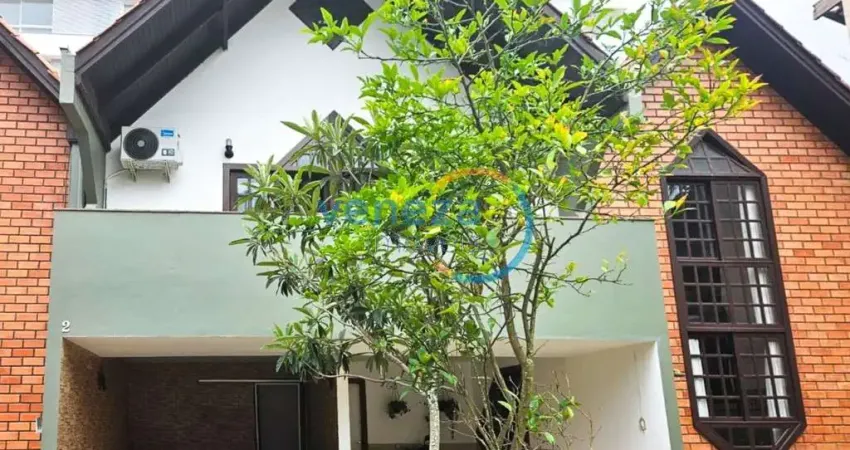 Casa Residencial com 3 quartos  à venda, 152.00 m2 por R$2500000.00  - Santa Clara - Itajai/SC