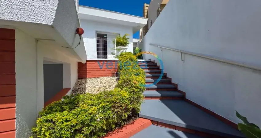 Casa Residencial com 6 quartos à venda, 158.07 m2 por R$900000.00 - Quebec - Londrina/PR