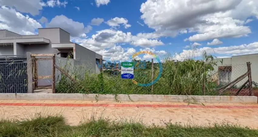 Terreno à venda, 256.00 m2 por R$98000.00 - Universidade - Londrina/PR