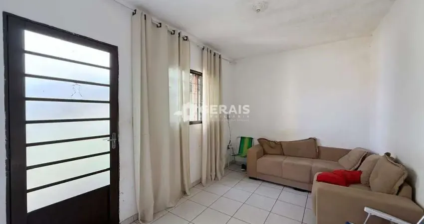 Casa à venda, 2 quartos, 1 vaga, campina verde - divinópolis/mg