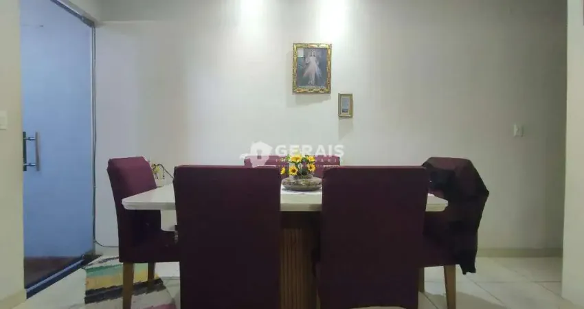 Sobrado à venda, 3 quartos, 1 vaga, residencial mariza pardini - divinópolis/mg