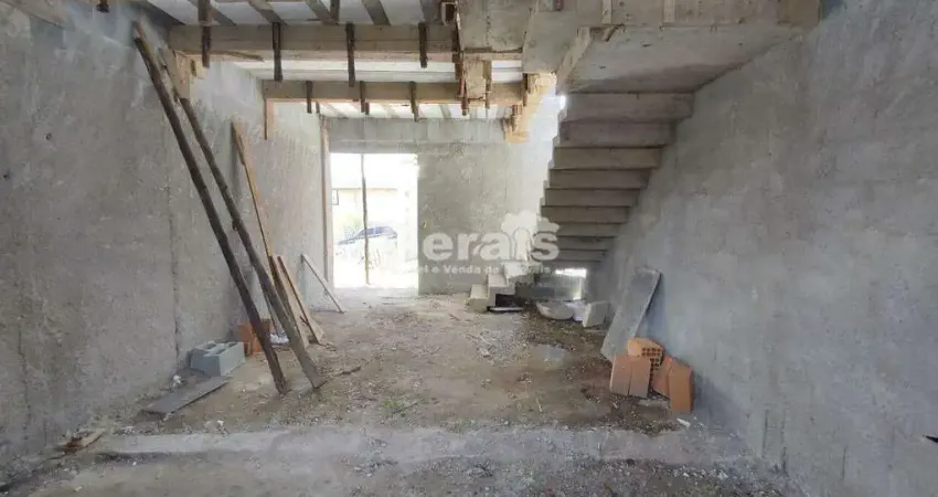 Sobrado à venda, 3 quartos, 1 suíte, 2 vagas, campina verde - divinópolis/mg