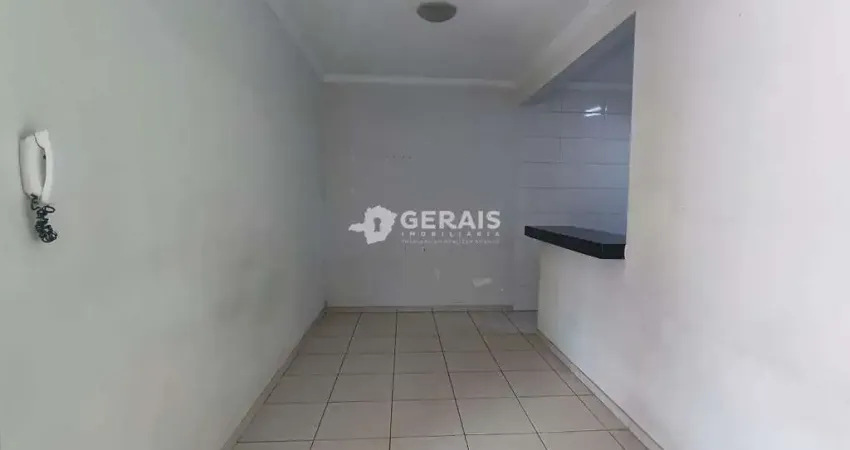 Sobrado à venda, 3 quartos, 1 vaga, santa rosa - divinópolis/mg