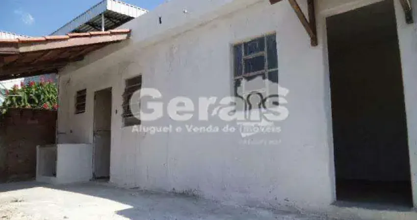 Casa com 2 quartos à venda no Interlagos, Divinópolis