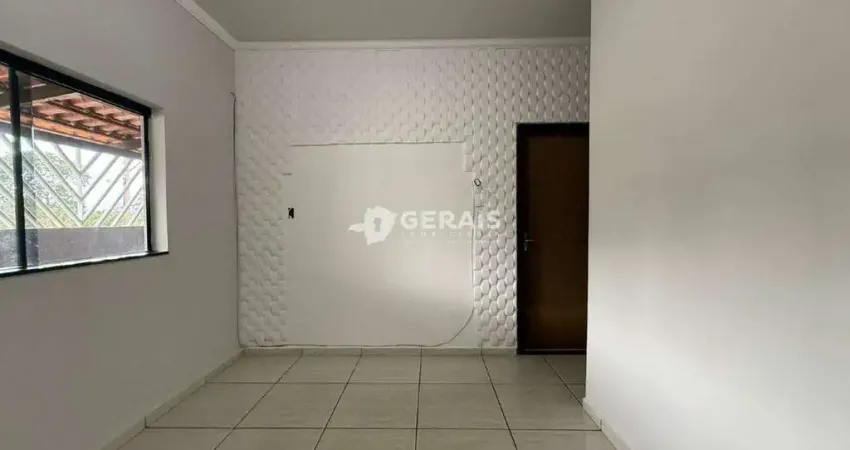 Casa com 3 quartos à venda no Vale do Sol, Divinópolis