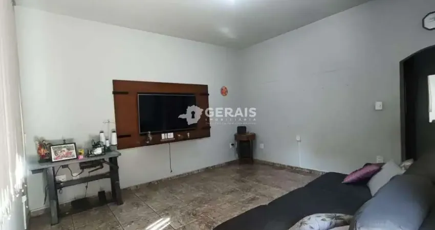 Casa à venda, 3 quartos, 7 vagas, vila belo horizonte - divinópolis/mg