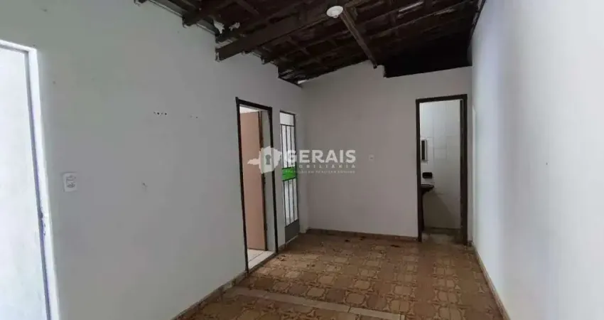 Casa com 2 quartos para alugar na Serra Verde, Divinópolis 