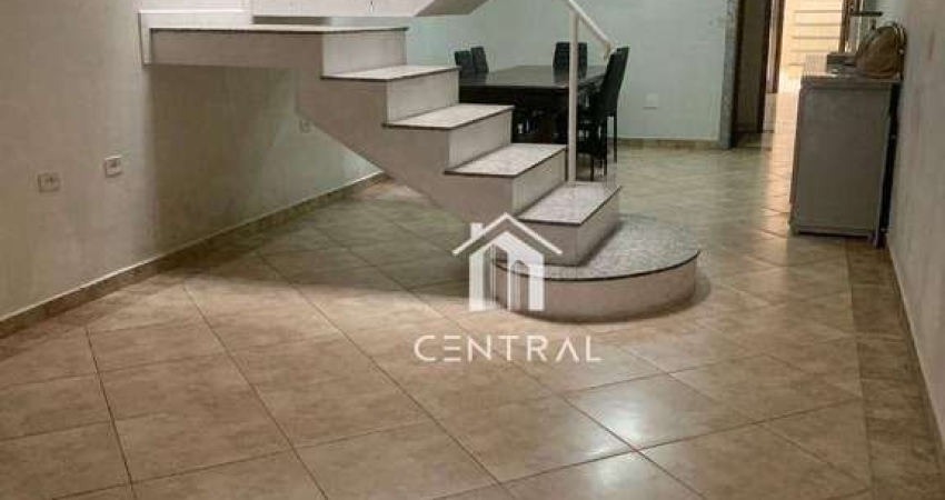 Sobrado com 3 dormitórios à venda, 140 m² por R$ 750.000,00 - Vila Rosália - Guarulhos/SP