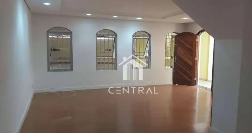 Sobrado com 3 dormitórios para alugar, 263 m² por R$ 4.724,83/mês - Vila Galvão - Guarulhos/SP