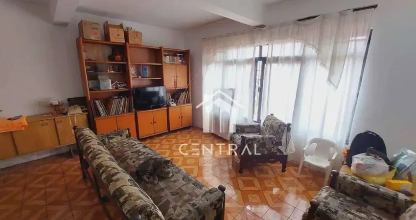 Sobrado 165m², 3 dormitórios, 3 banheiros, vaga de garagem para 3 carros, ao lado do centro de guarulhos