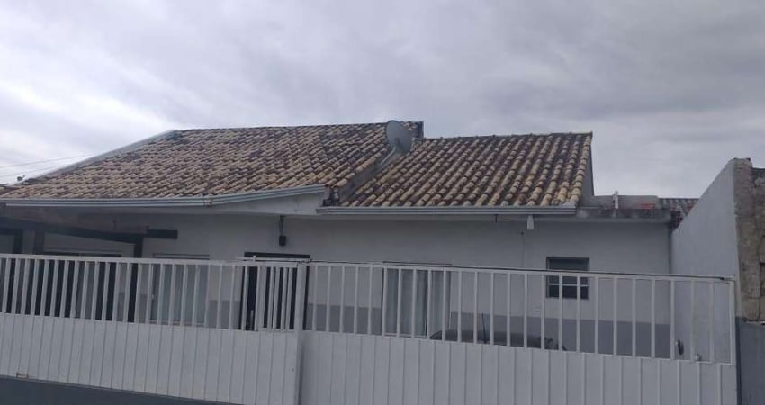 Casa para Venda em Campina Grande do Sul, CENTRO, 3 dormitórios, 1 suíte, 1 banheiro, 2 vagas