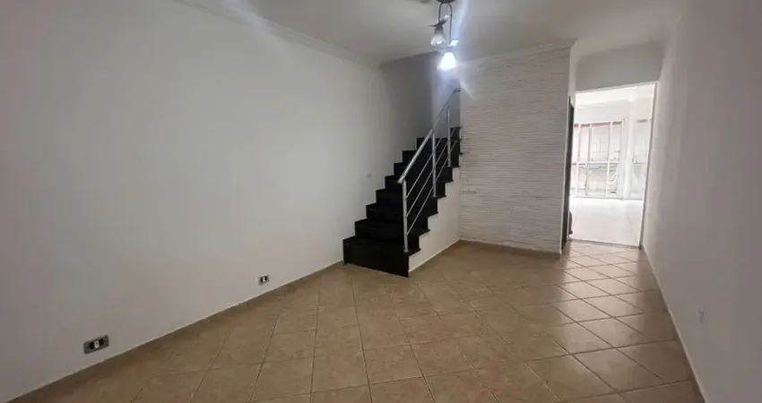 Sobrado para venda com 2 quartos sendo 1 suíte com 1 vaga na vila ré