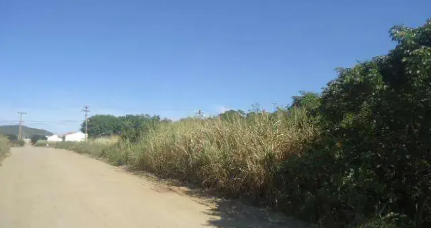 Terreno para Venda em Cabo Frio, Vila do Peró, 1 banheiro