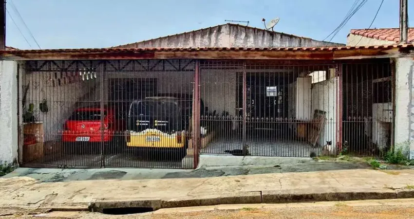 Casa com 4 dormitórios à venda, 190 m² por R$ 320.000,00 - Central Parque Sorocaba - Sorocaba/SP