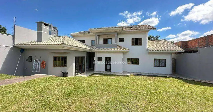 Casa com 5 quartos à venda na Rua Treze de Maio, Centro, Cascavel